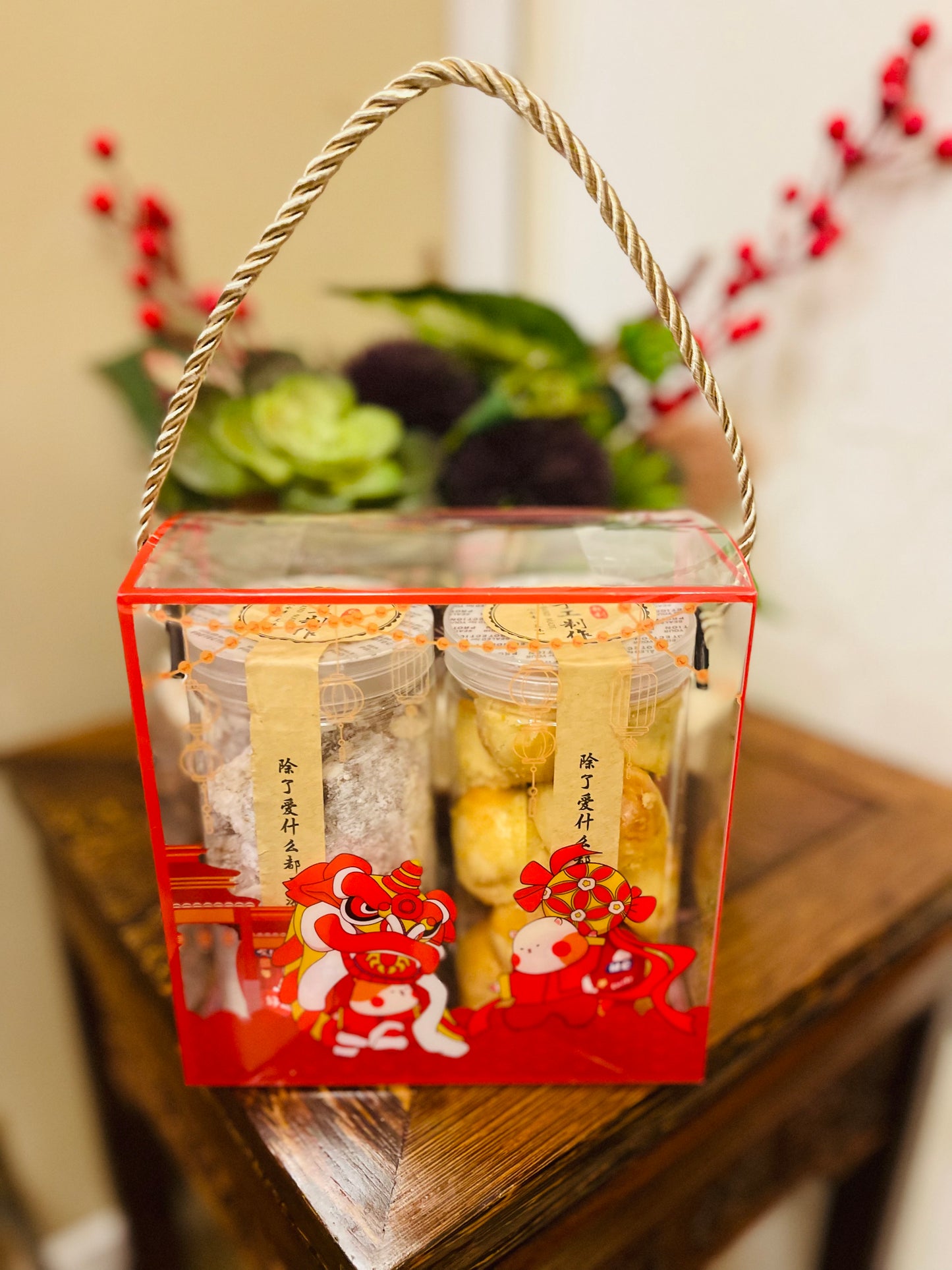 CNY Gift Set C (Pineapples Tarts & Snowflake Nougat) 春节伴手礼黄梨球&雪花酥